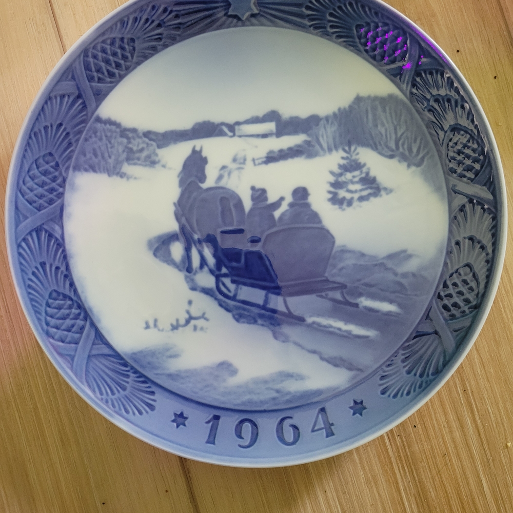 Lange Blue and White Winter Scene Plate